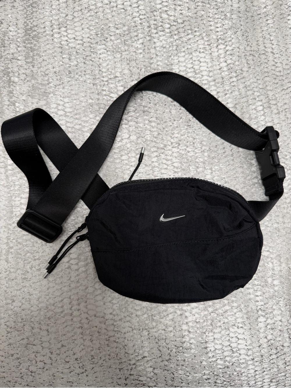 Nike Aura crossbody bag (2L)